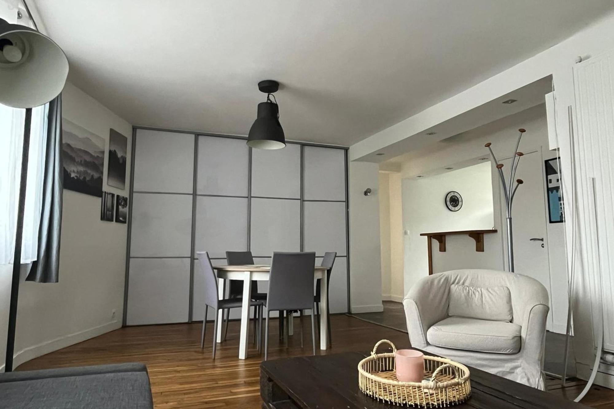 Appartamento Charming Cozy Nest In Nantes Esterno foto